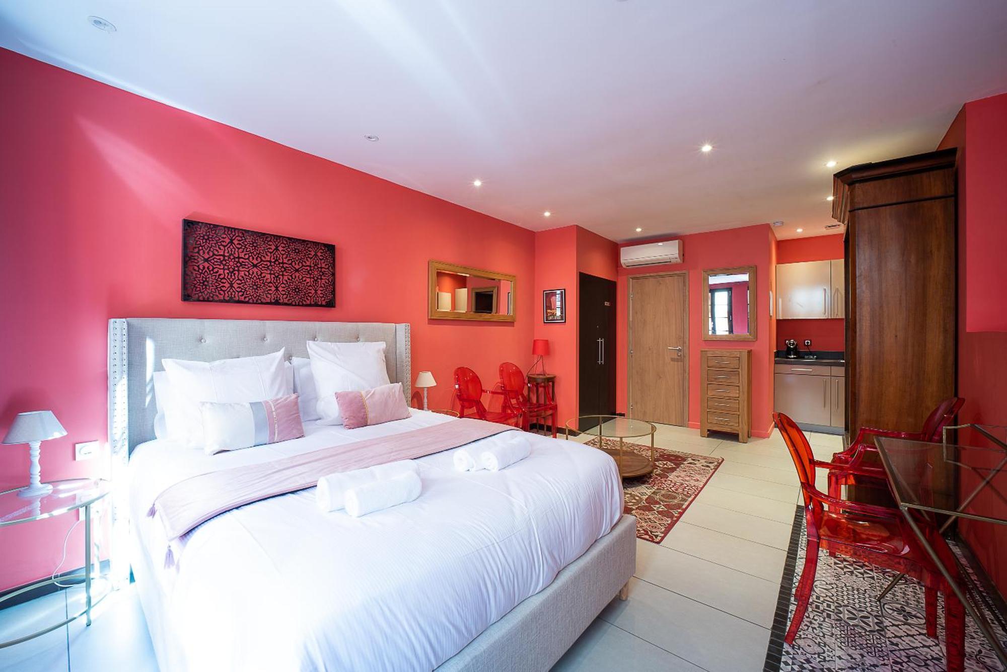Suites Coronell D'En Vila Perpignan Bagian luar foto